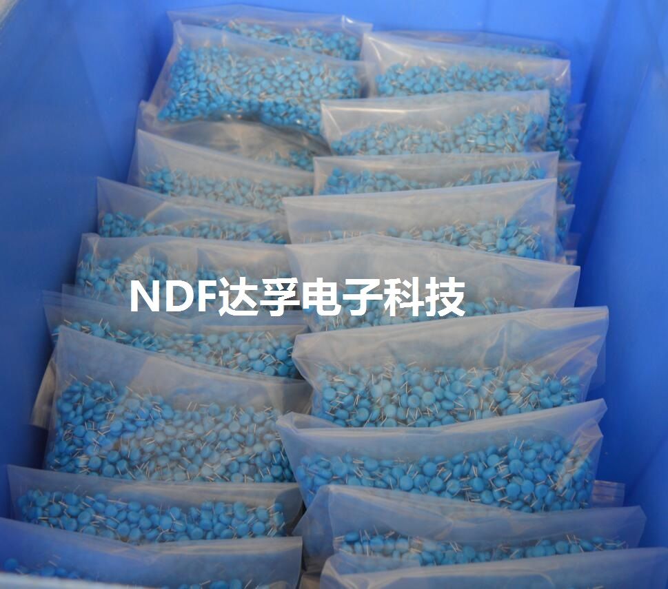 什么是高壓瓷片電容器？